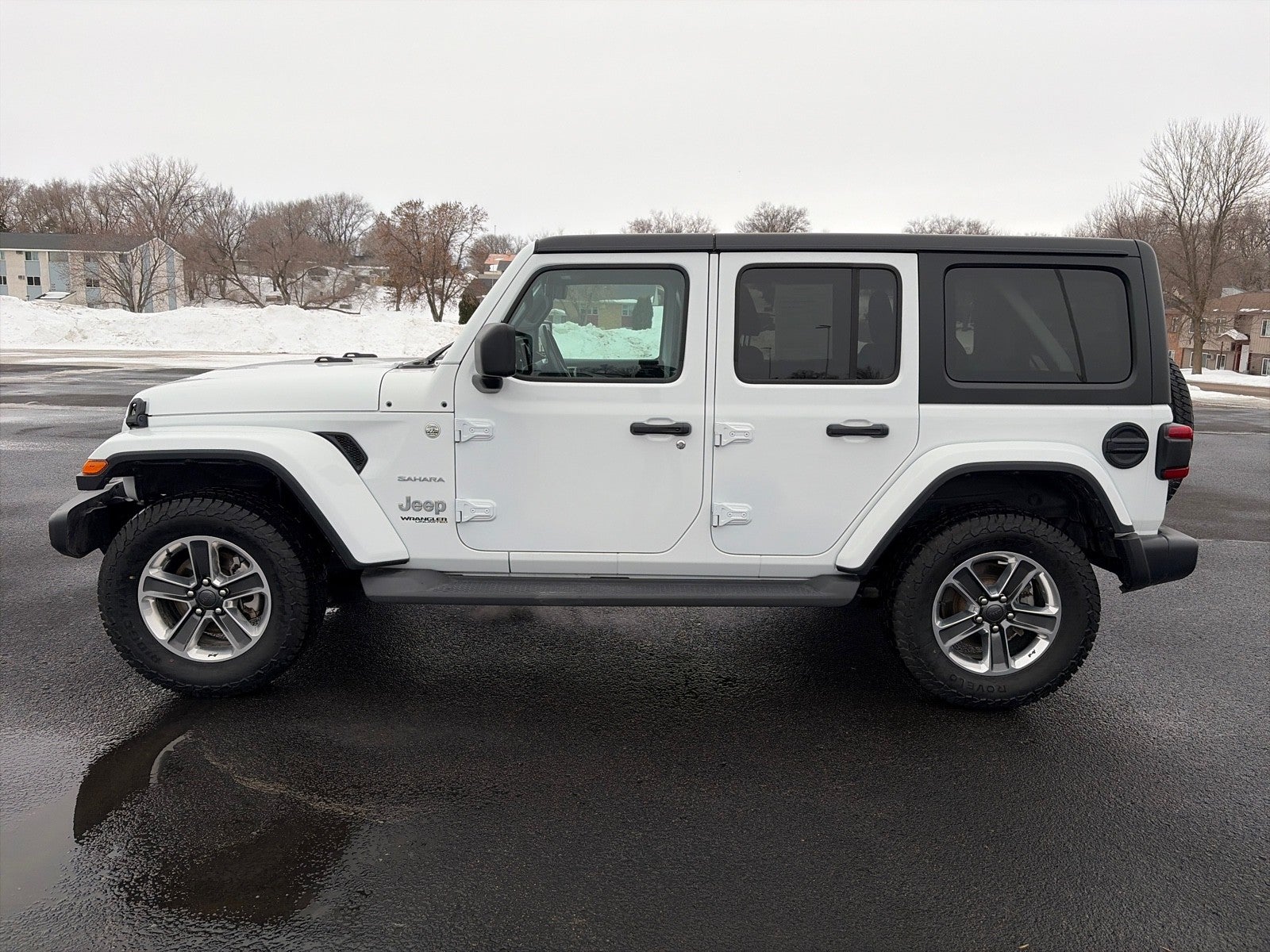 2020 Jeep Wrangler Unlimited UNLIMITED SAHARA 4X4