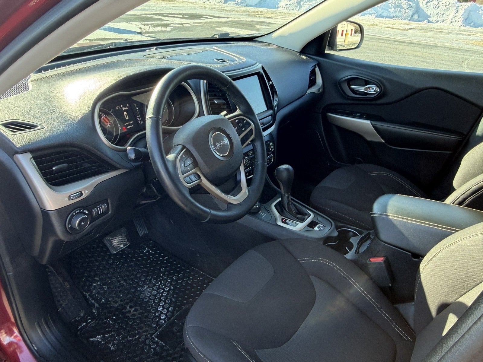 2017 Jeep Cherokee LATITUDE AWD