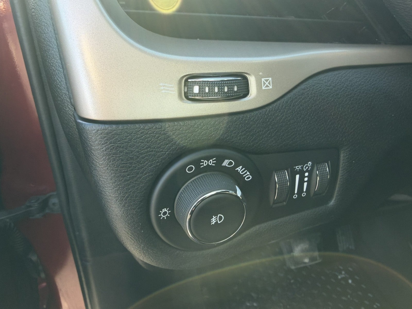 2017 Jeep Cherokee LATITUDE AWD