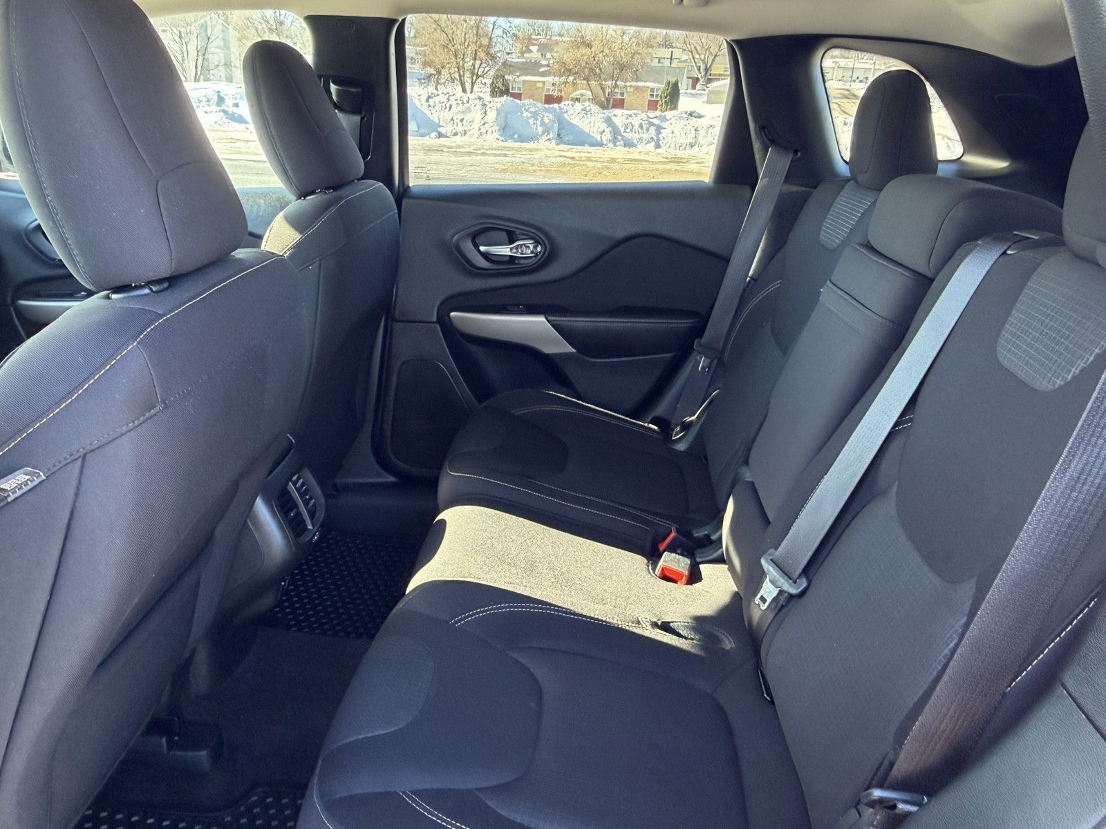 2017 Jeep Cherokee LATITUDE AWD