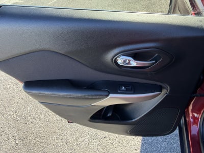 2017 Jeep Cherokee LATITUDE AWD