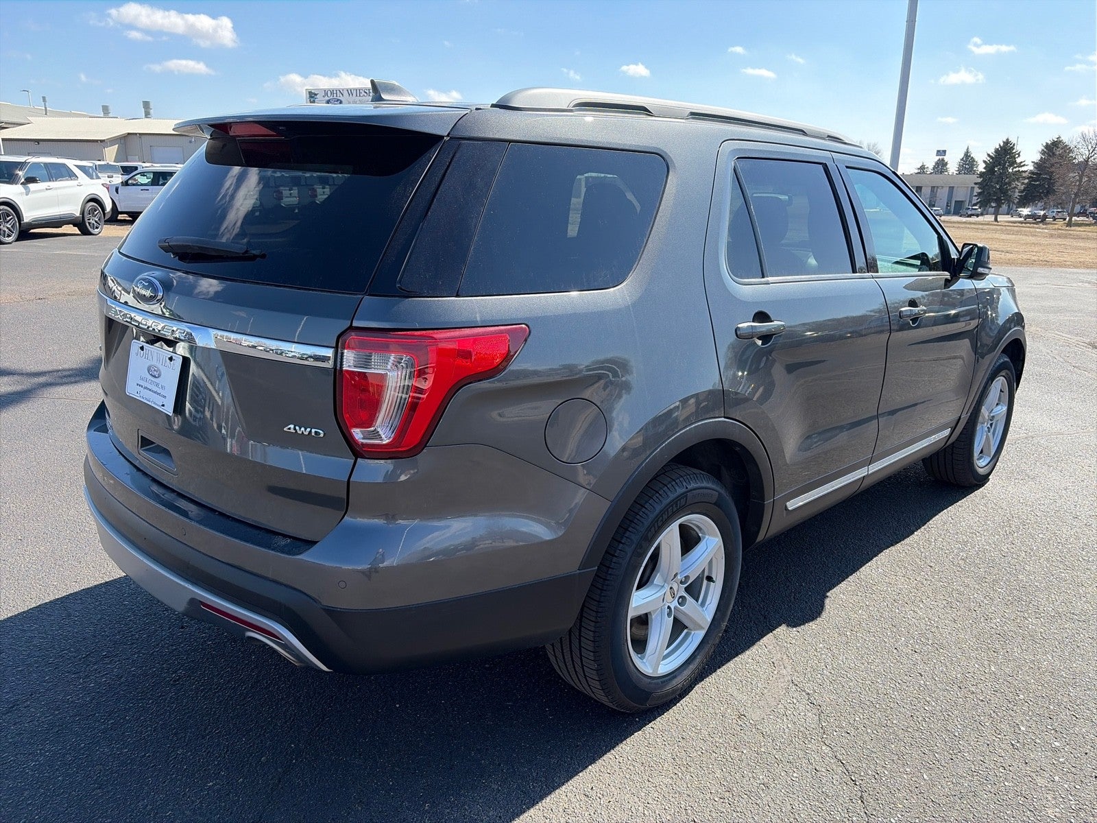 2017 Ford Explorer XLT 4WD