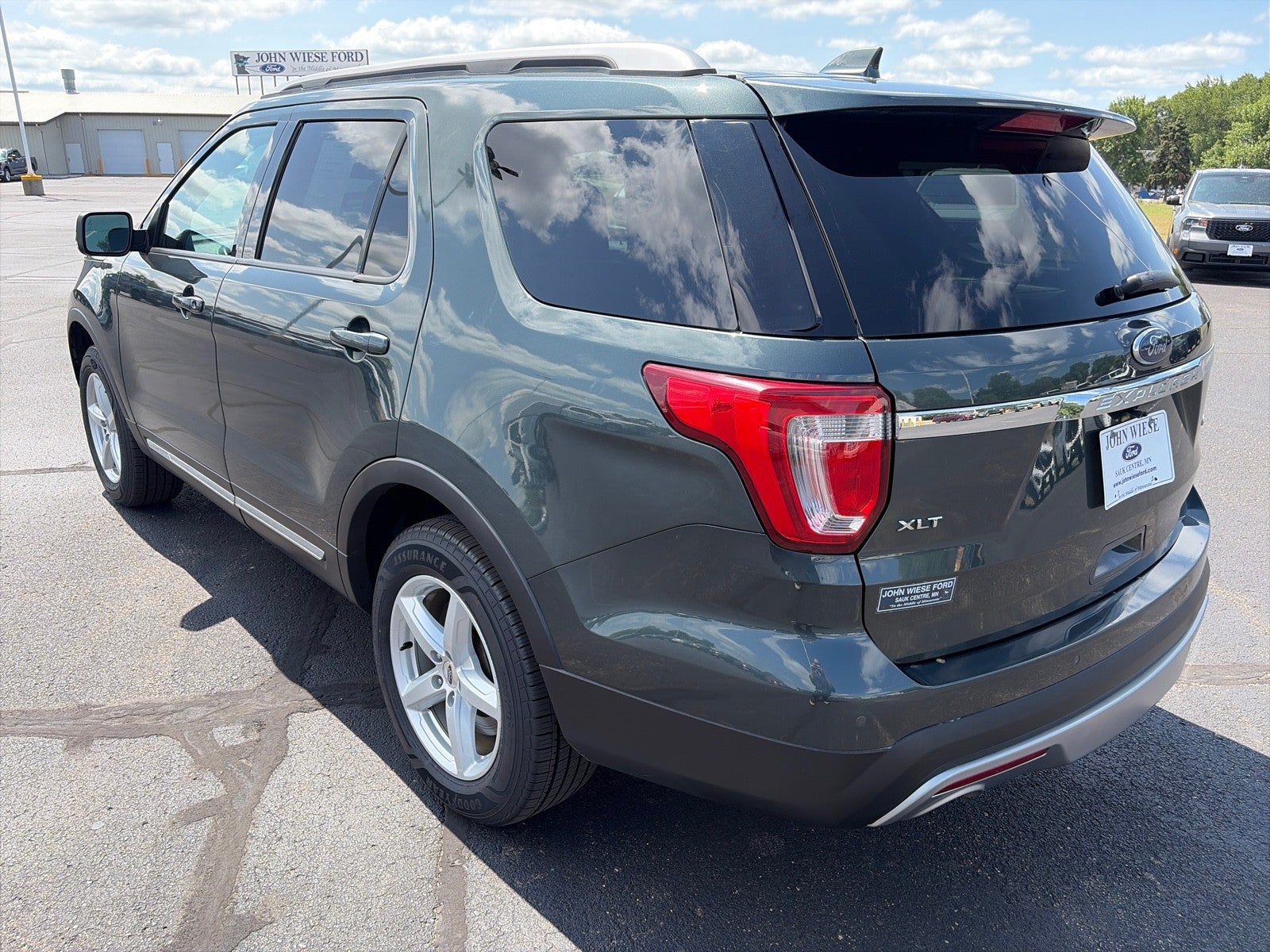 2016 Ford Explorer XLT 4X4