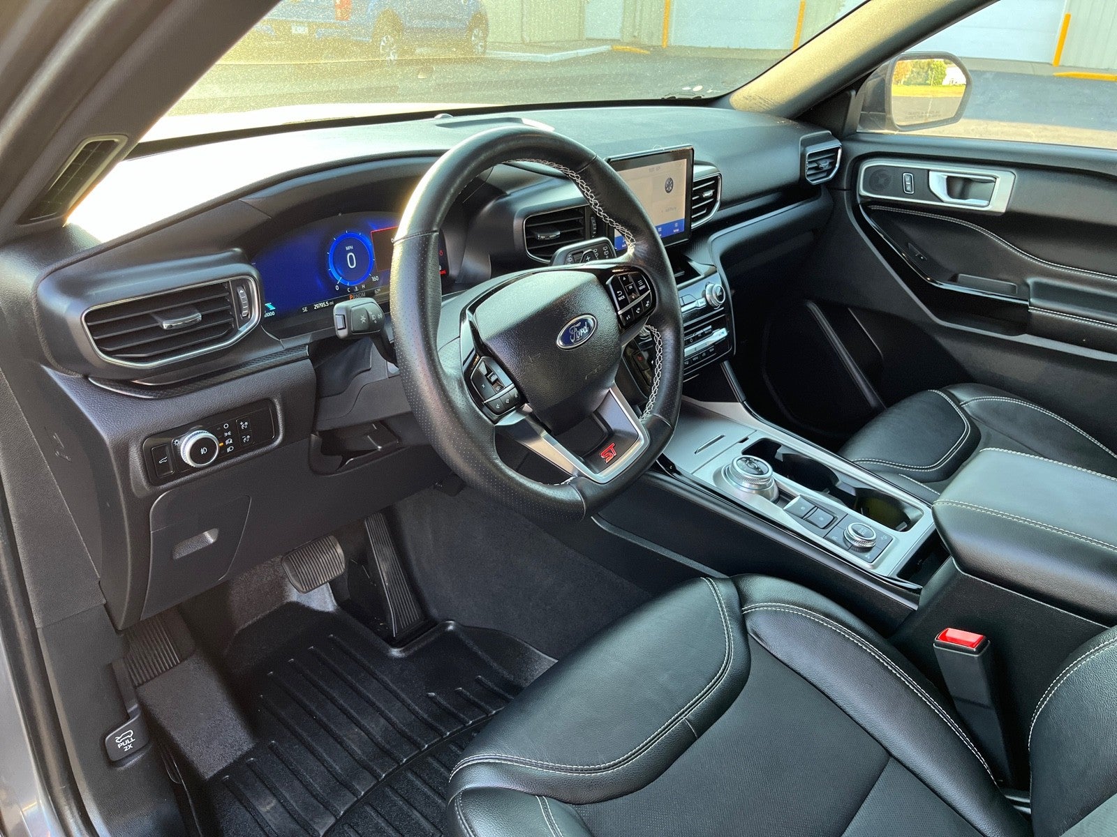 2023 Ford Explorer ST 4WD