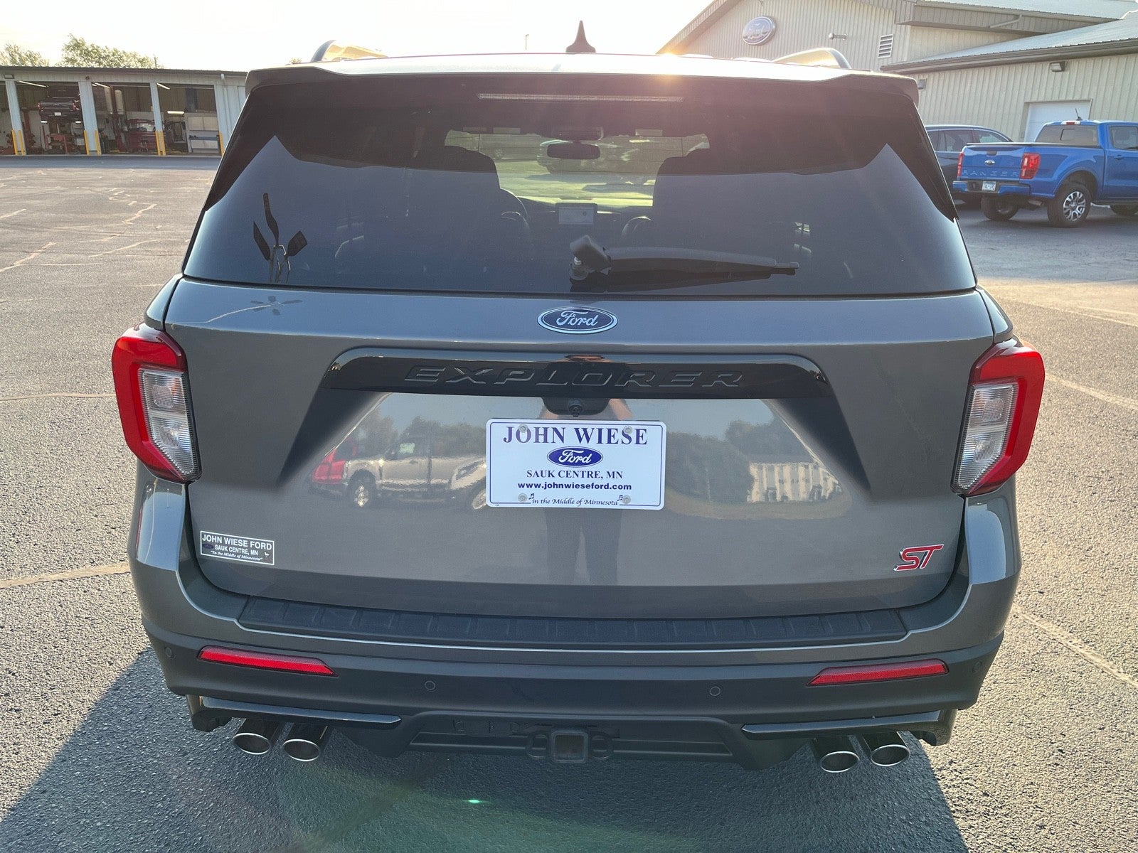 2023 Ford Explorer ST 4WD