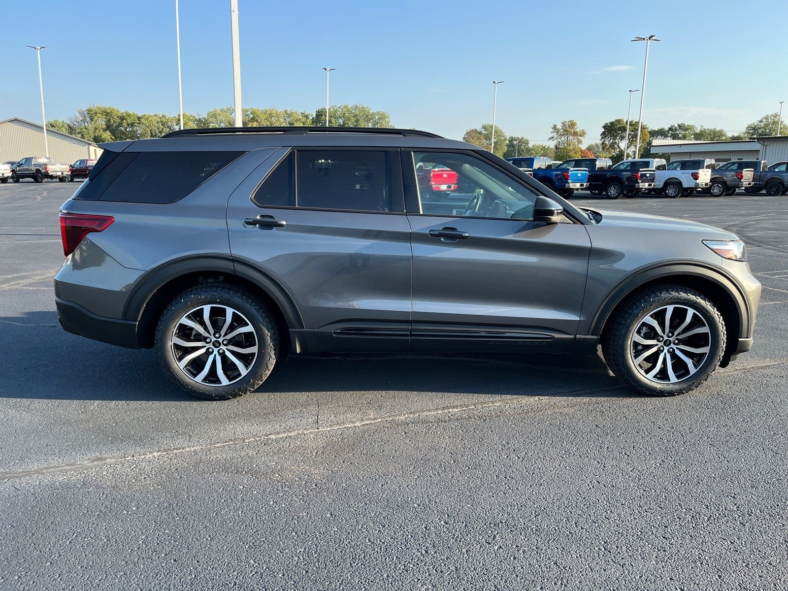 2023 Ford Explorer ST 4WD