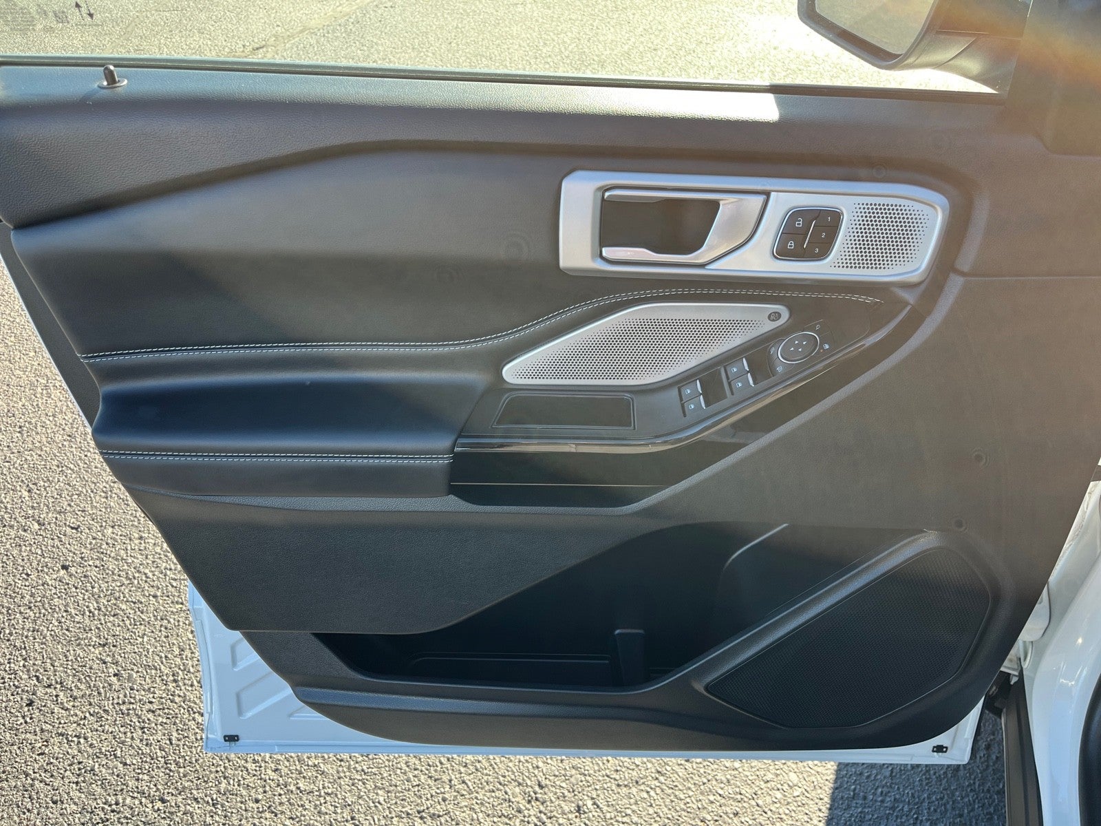 2023 Ford Explorer ST 4WD