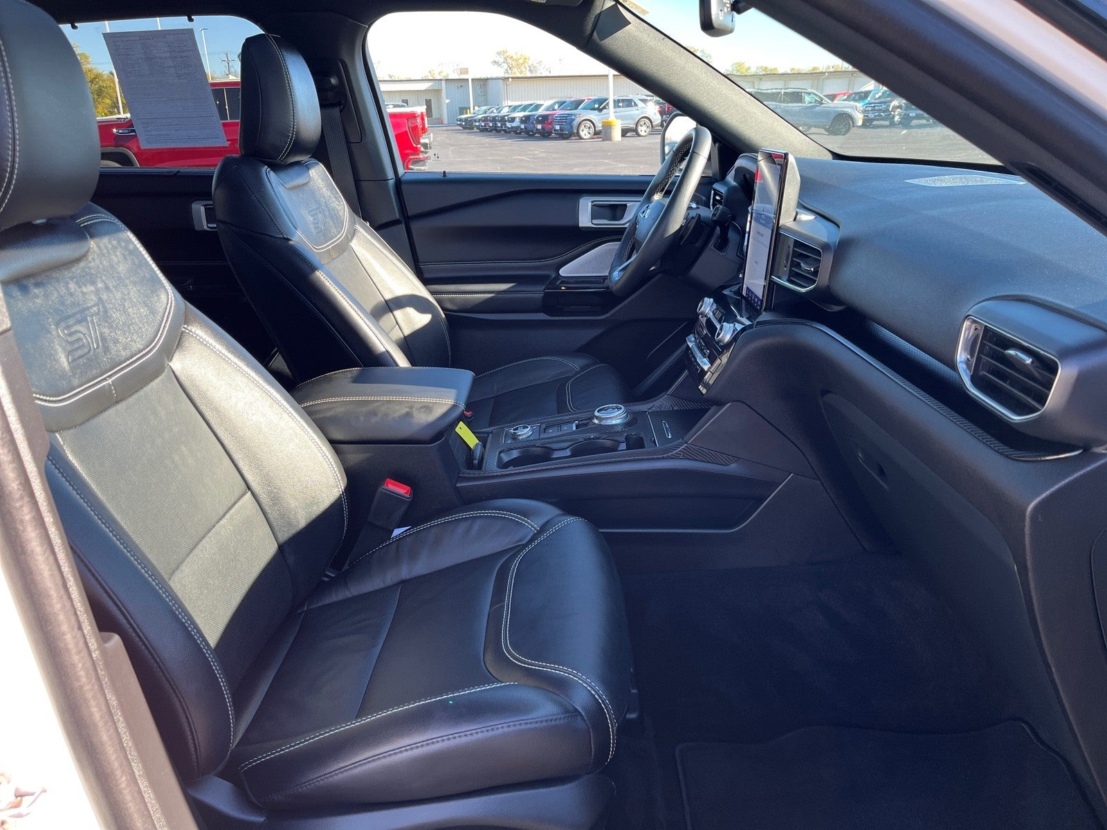 2023 Ford Explorer ST 4WD