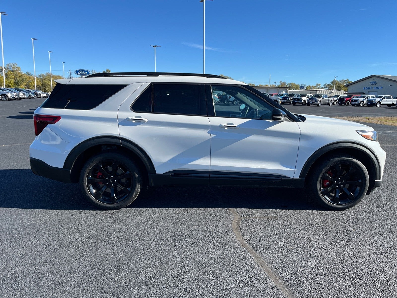 2023 Ford Explorer ST 4WD