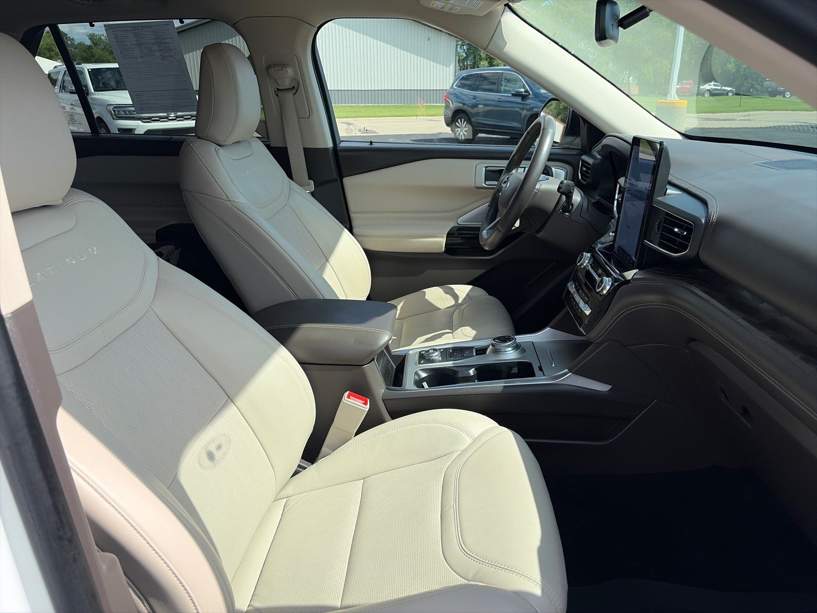 2024 Ford Explorer PLATINUM 4WD