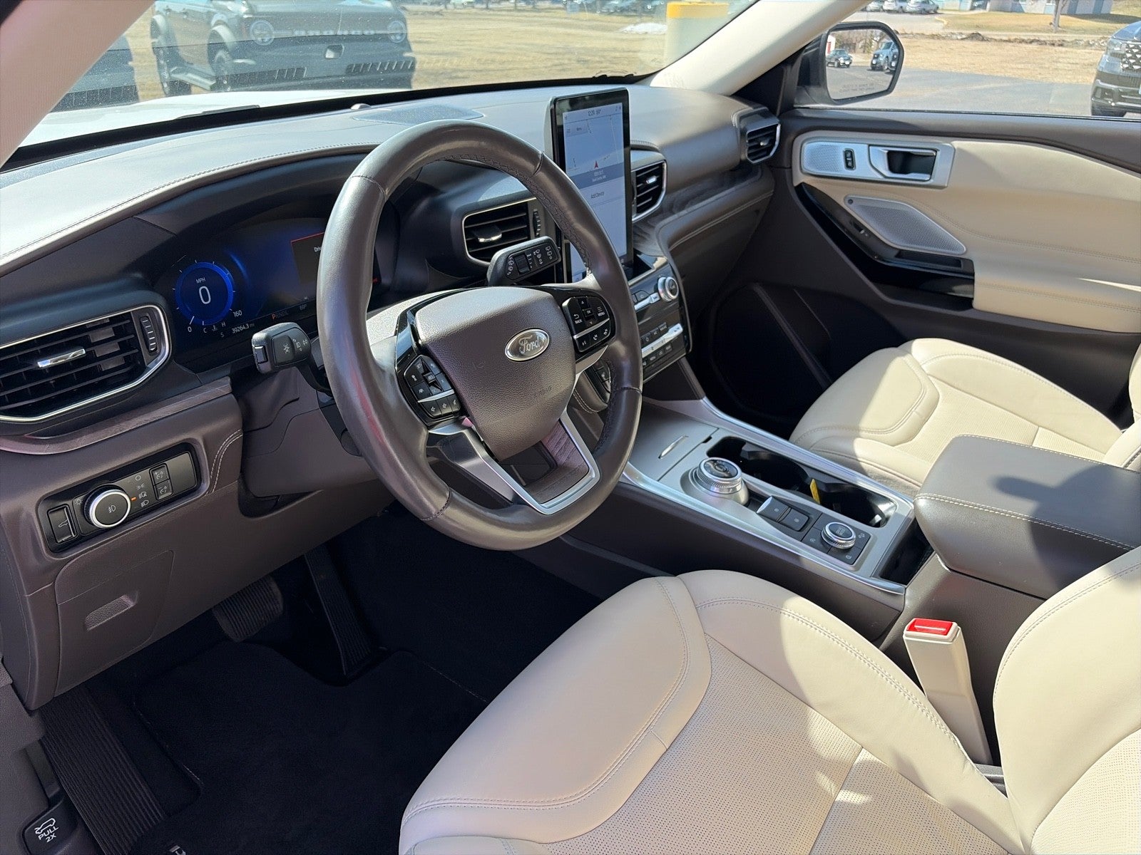 2023 Ford Explorer PLATINUM 4WD