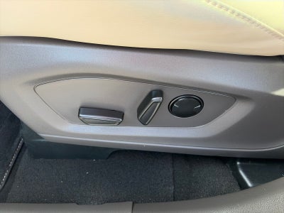 2023 Ford Explorer PLATINUM 4WD