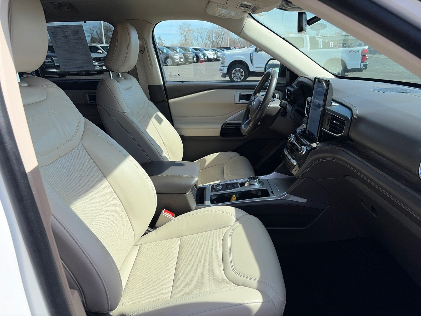 2023 Ford Explorer PLATINUM 4WD