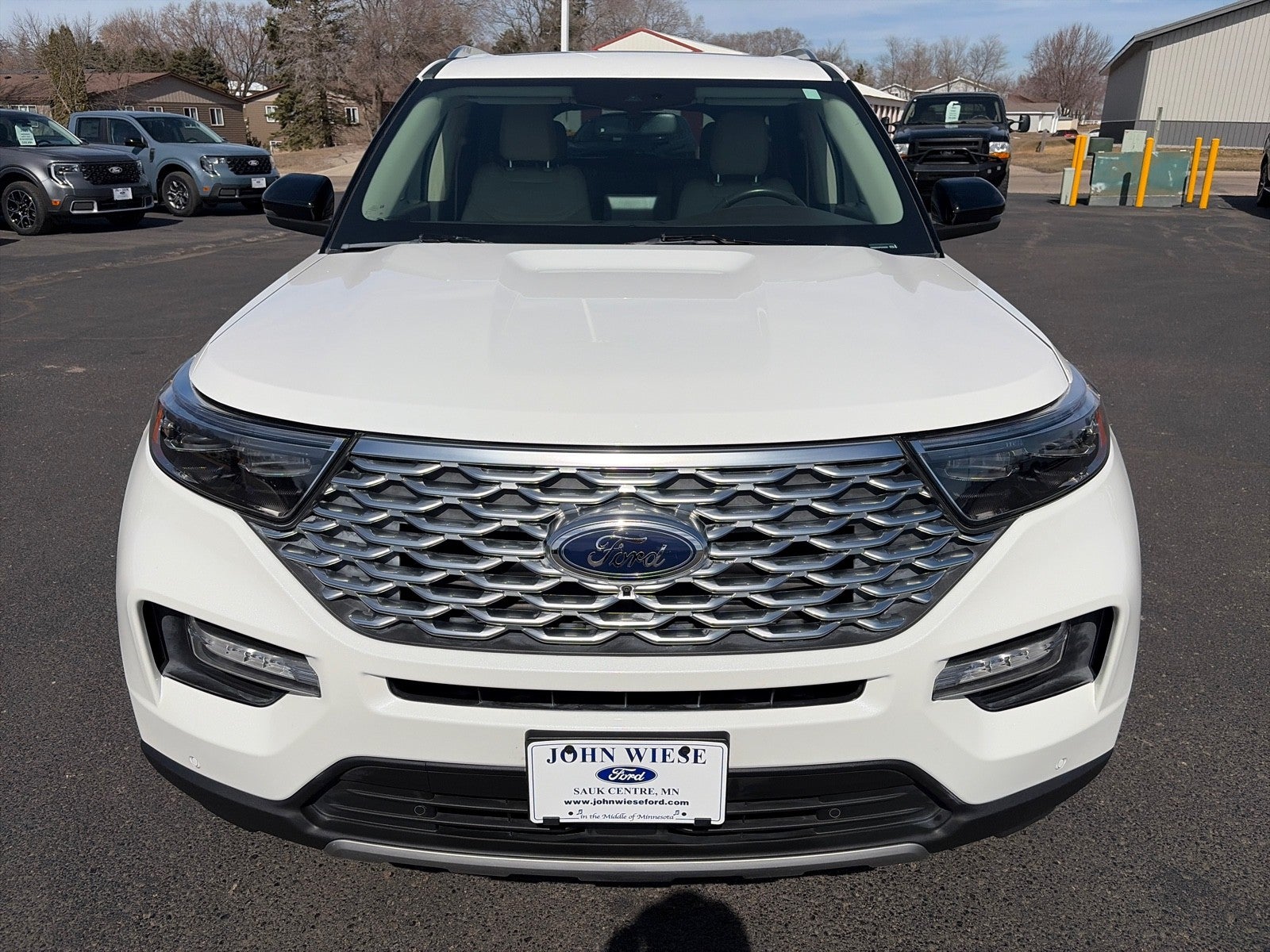 2023 Ford Explorer PLATINUM 4WD