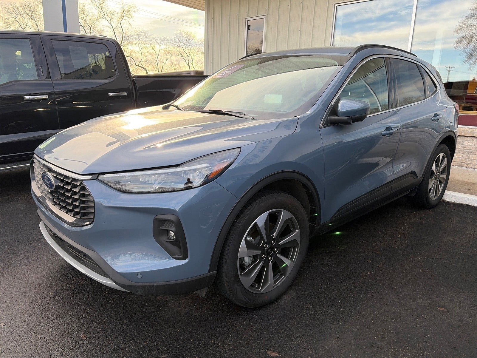 2025 Ford Escape PLATINUM AWD