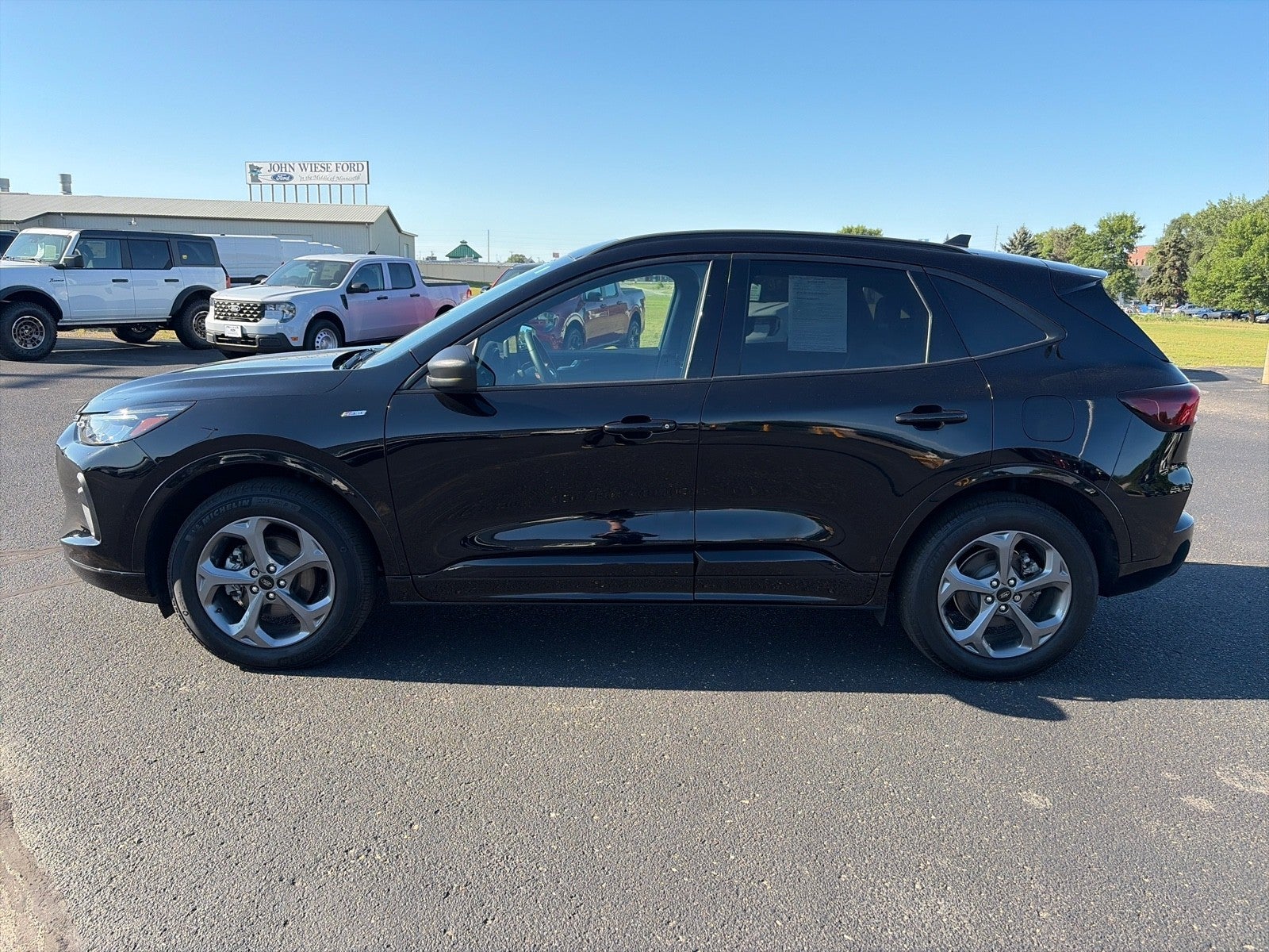 Used 2024 Ford Escape ST-Line with VIN 1FMCU9MNXRUA38557 for sale in Sauk Centre, Minnesota