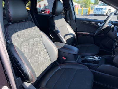2024 Ford Escape ST LINE AWD