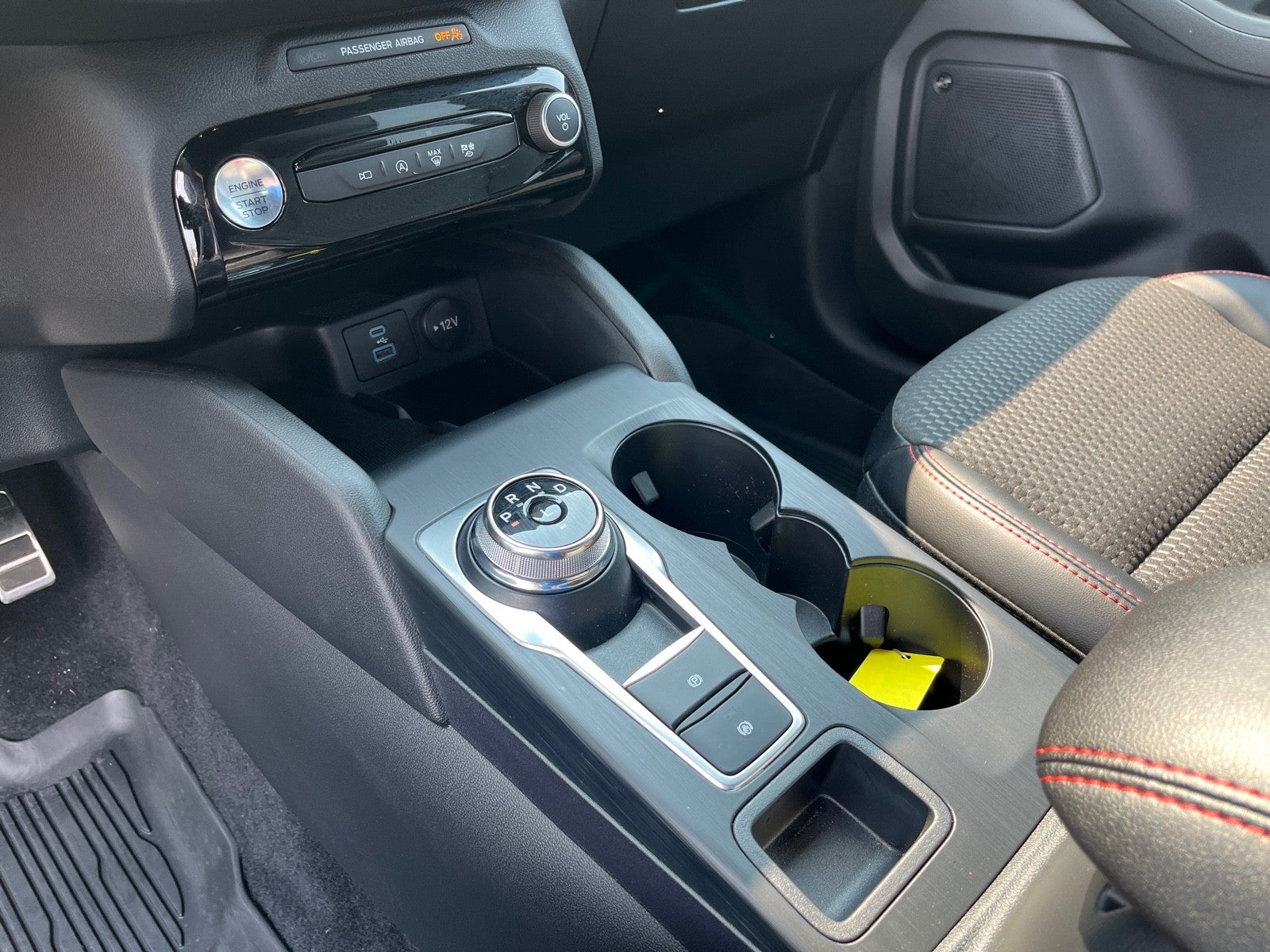 2023 Ford Escape ST LINE SELECT AWD