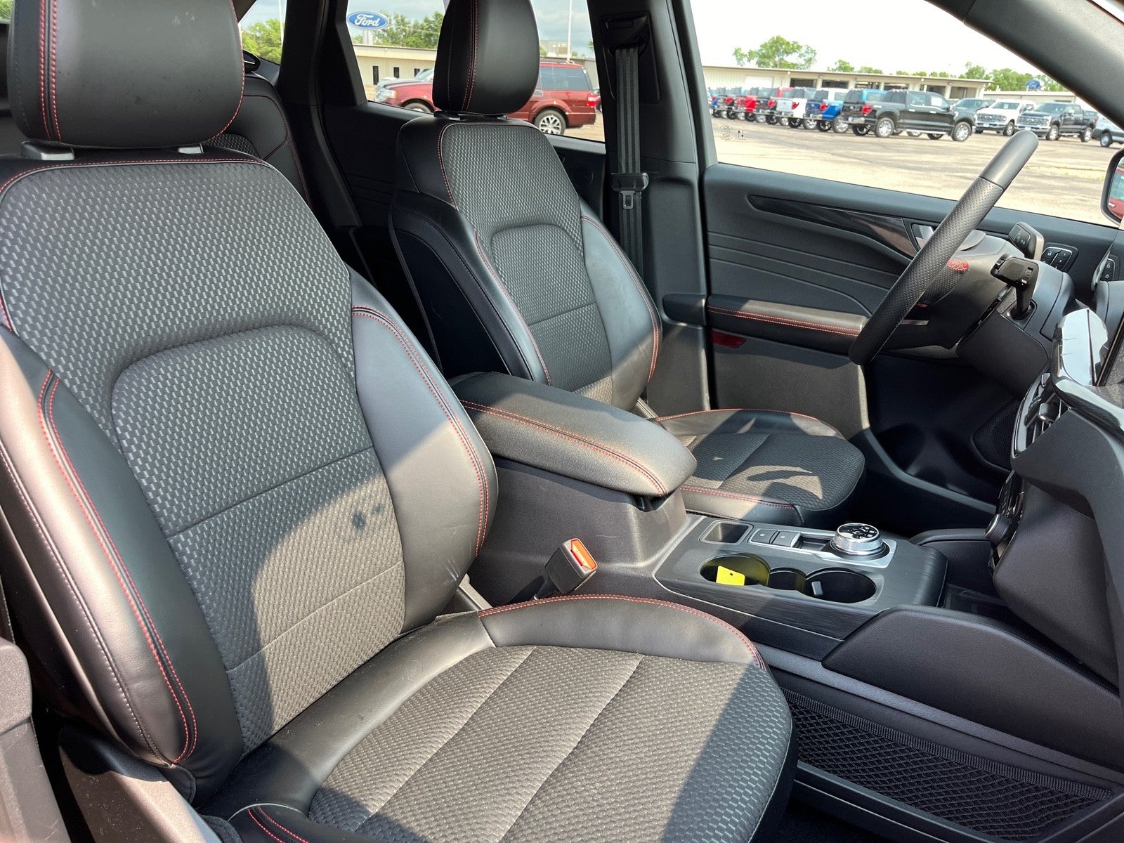 2023 Ford Escape ST LINE SELECT AWD