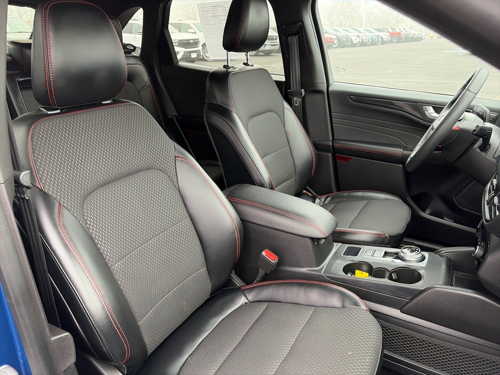 2023 Ford Escape ST LINE SELECT