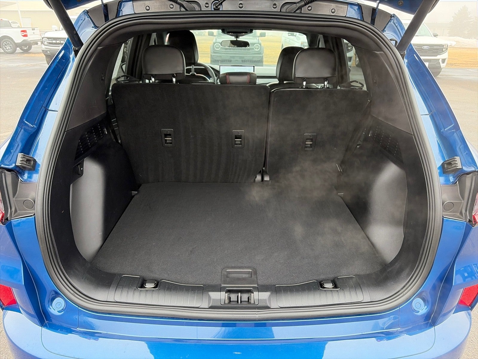 2023 Ford Escape ST LINE SELECT