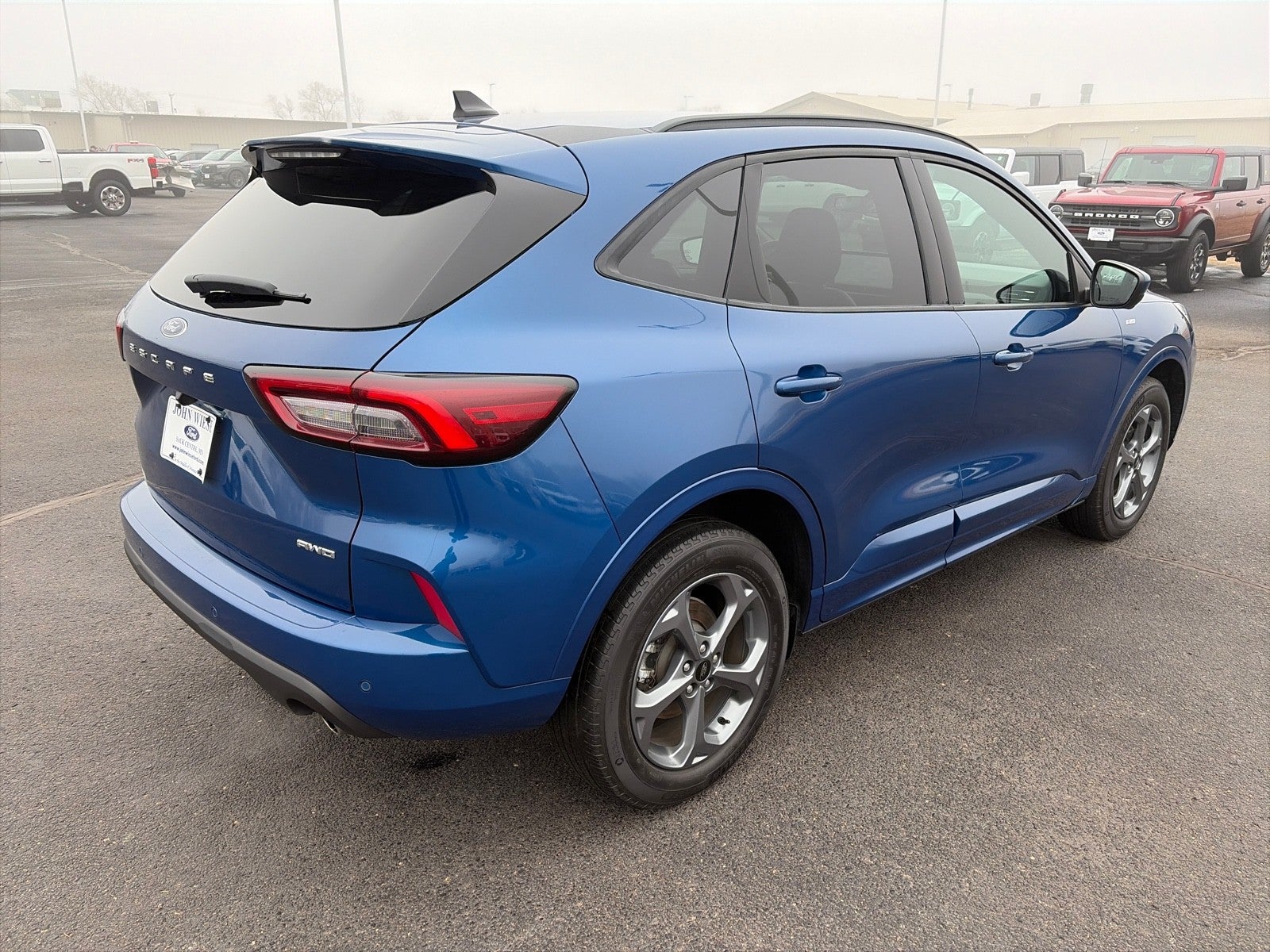 2023 Ford Escape ST LINE SELECT