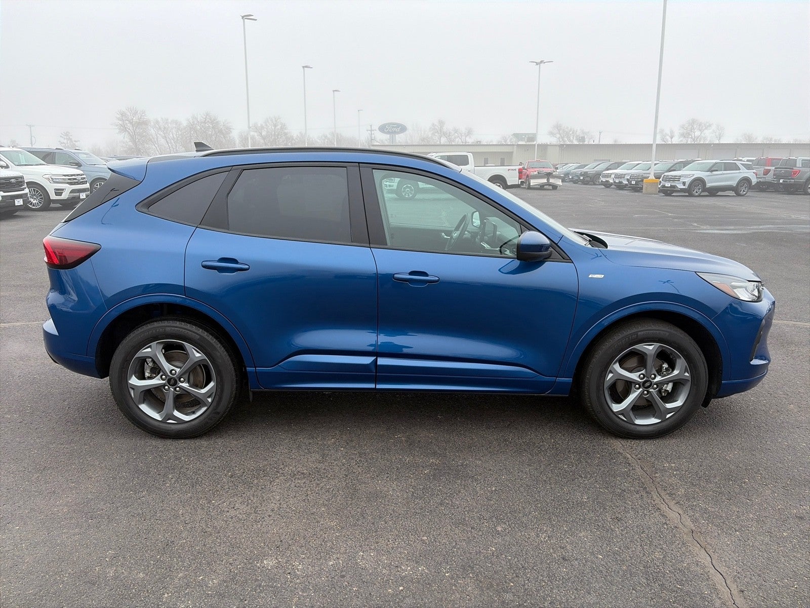 2023 Ford Escape ST LINE SELECT