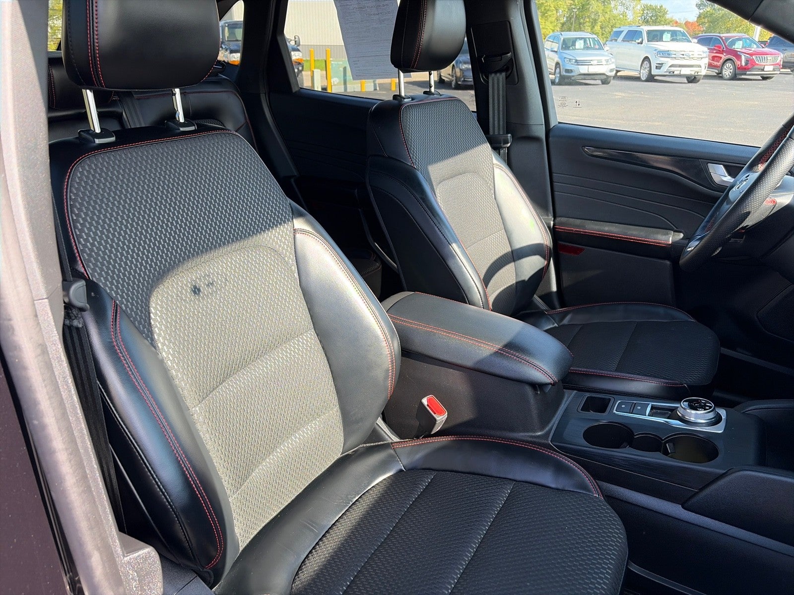 2024 Ford Escape ST LINE SELECT AWD