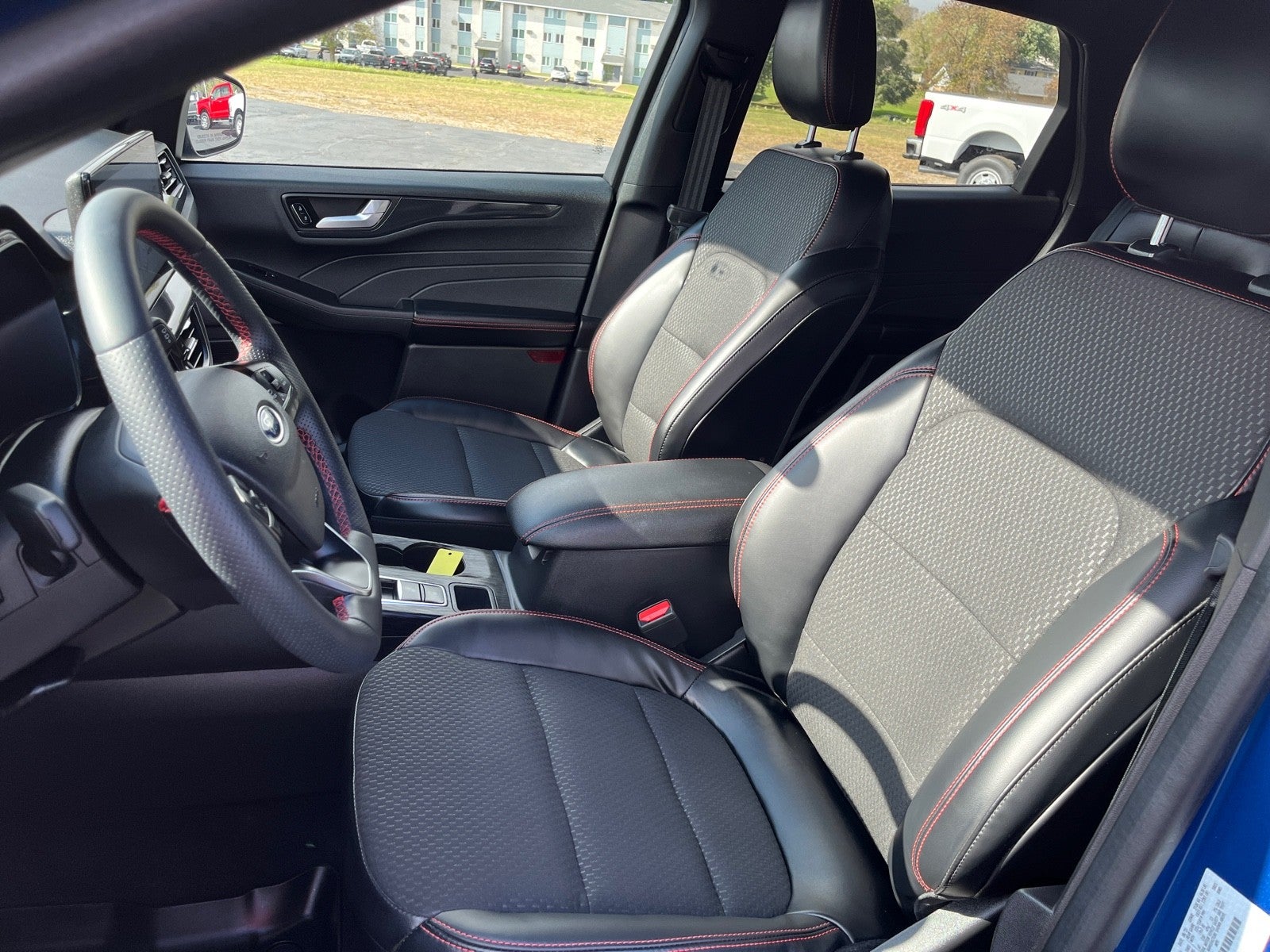 2023 Ford Escape ST LINE SELECT AWD