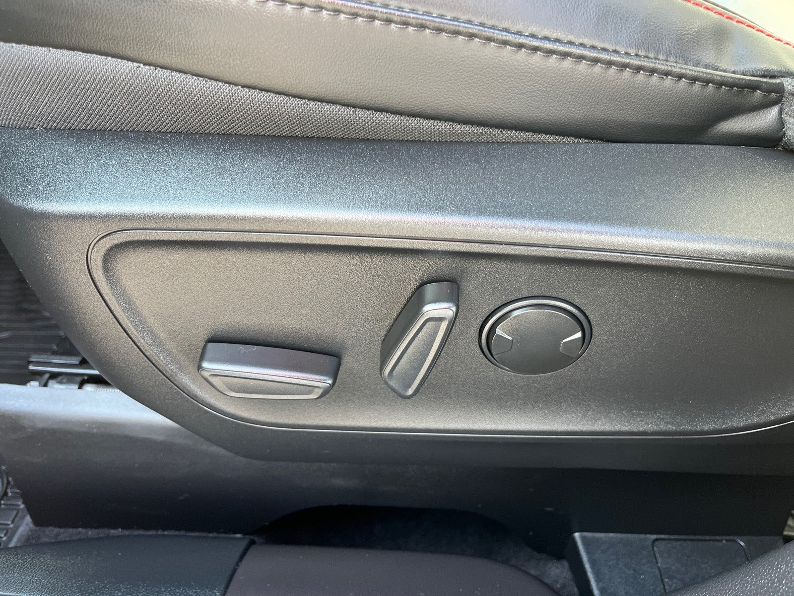 2023 Ford Escape ST LINE SELECT AWD