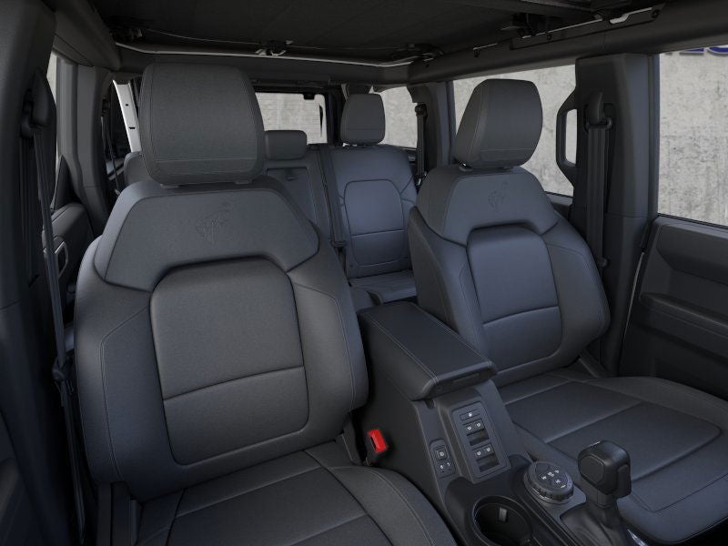 2025 Ford Bronco OUTER BANKS 4DR 4X4