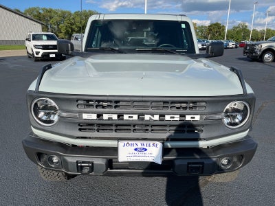 2023 Ford Bronco BLACK DIAMOND 4DR