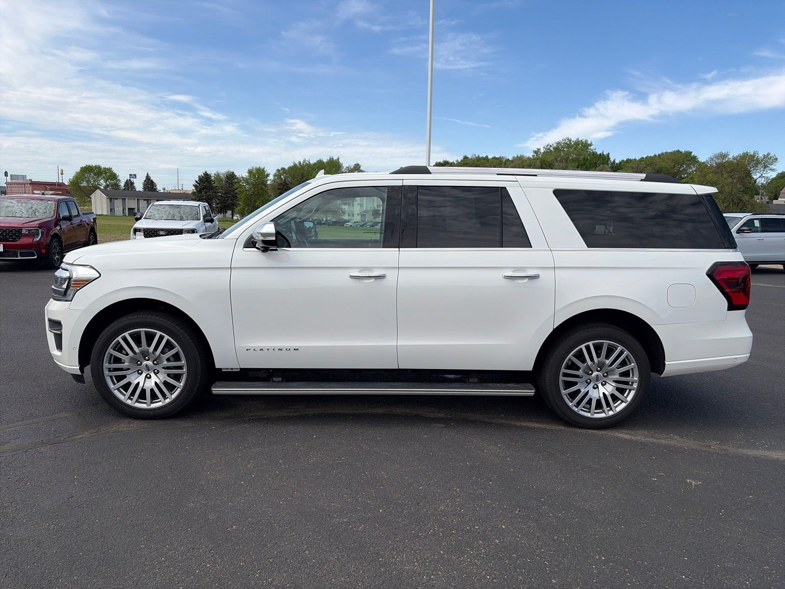 Used 2024 Ford Expedition Platinum with VIN 1FMJK1M89REA07111 for sale in Sauk Centre, Minnesota