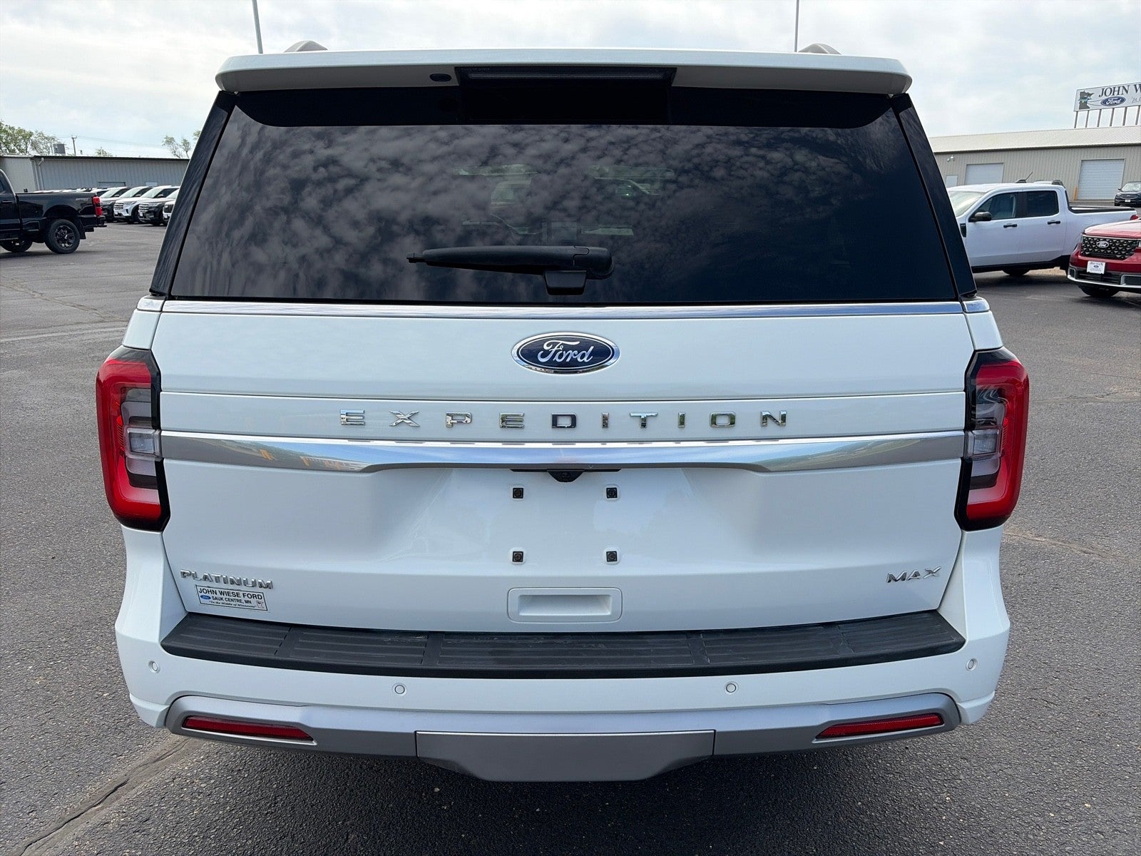 2024 Ford Expedition PLATINUM 4WD