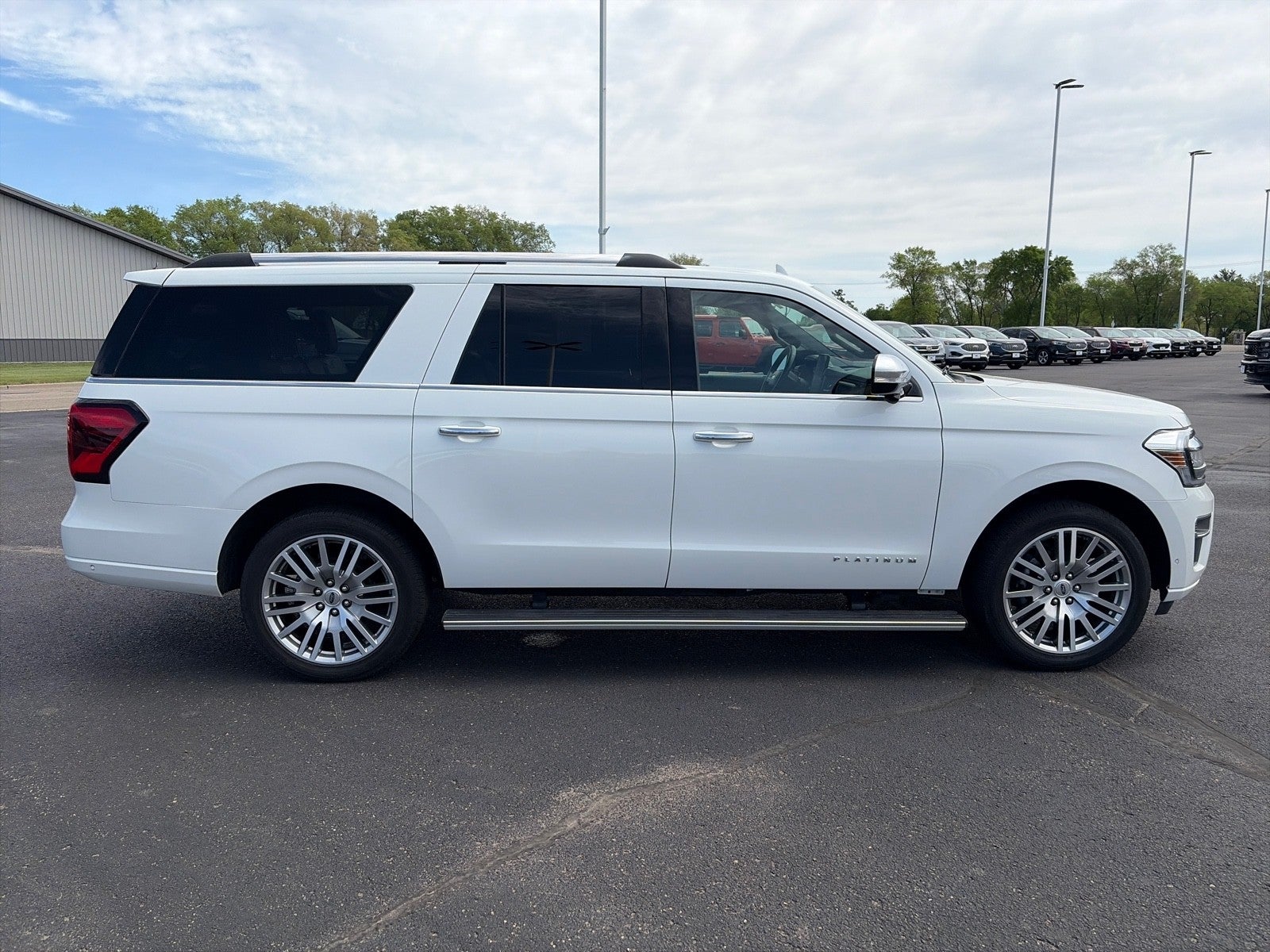 2024 Ford Expedition PLATINUM 4WD
