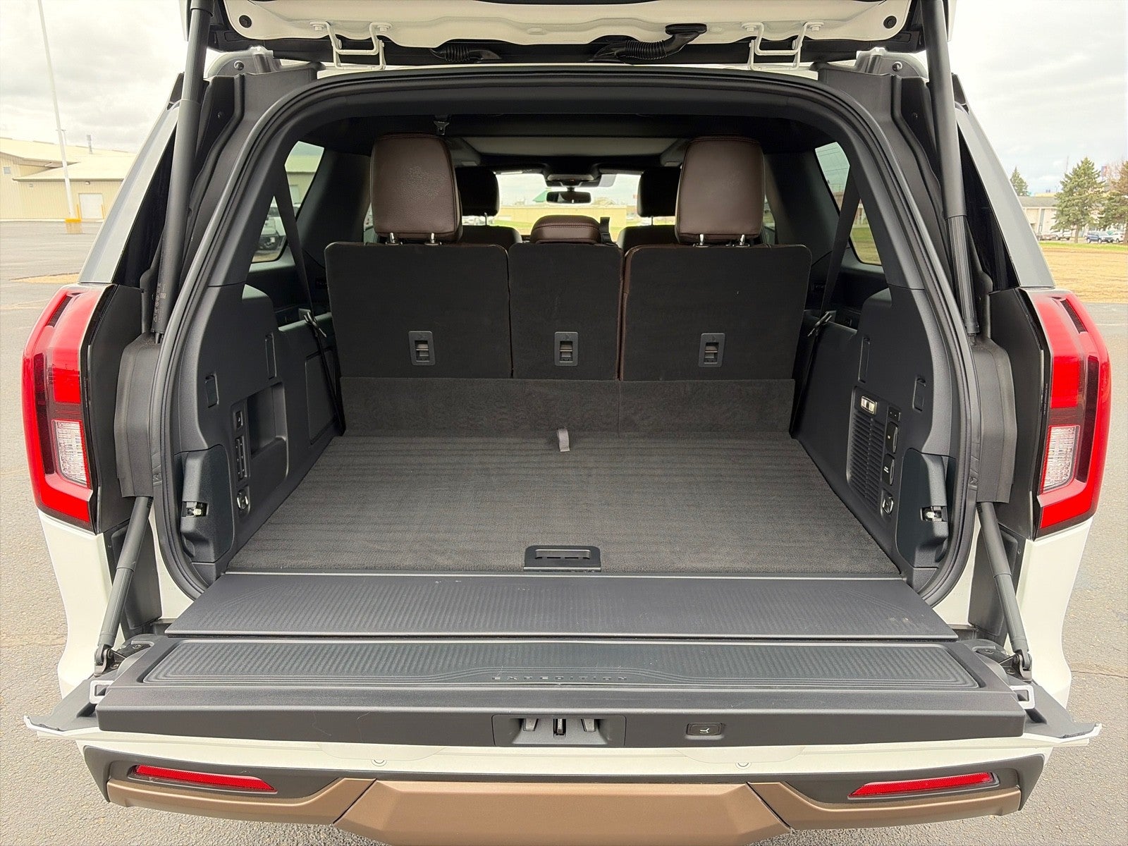 2025 Ford Expedition KING RANCH 4X4