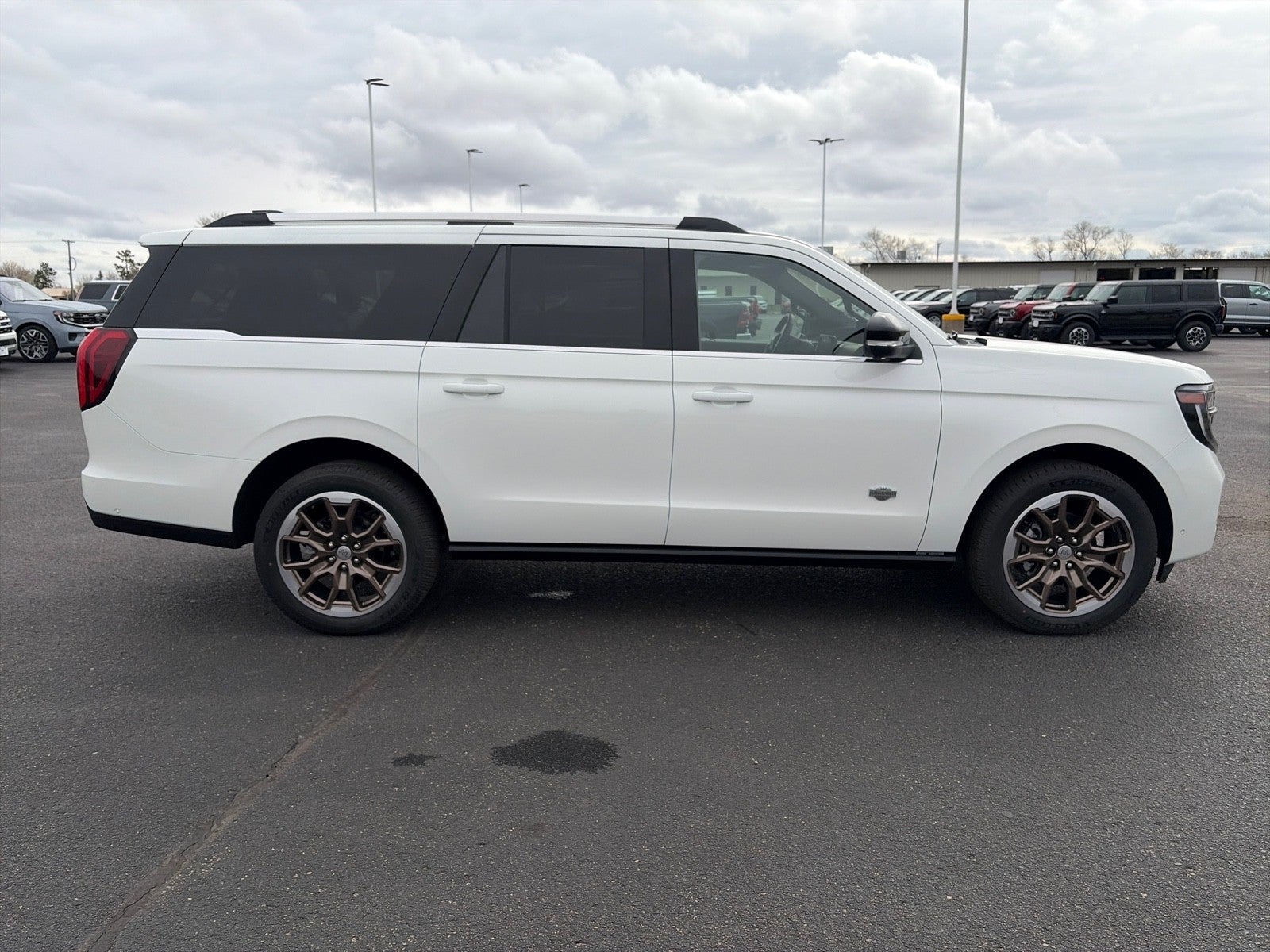 2025 Ford Expedition KING RANCH 4X4