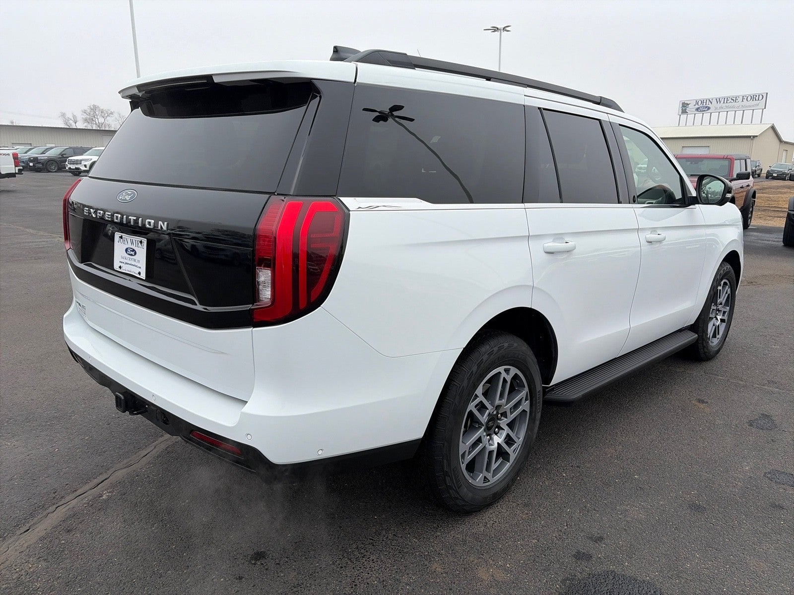 2025 Ford Expedition ACTIVE 4X4