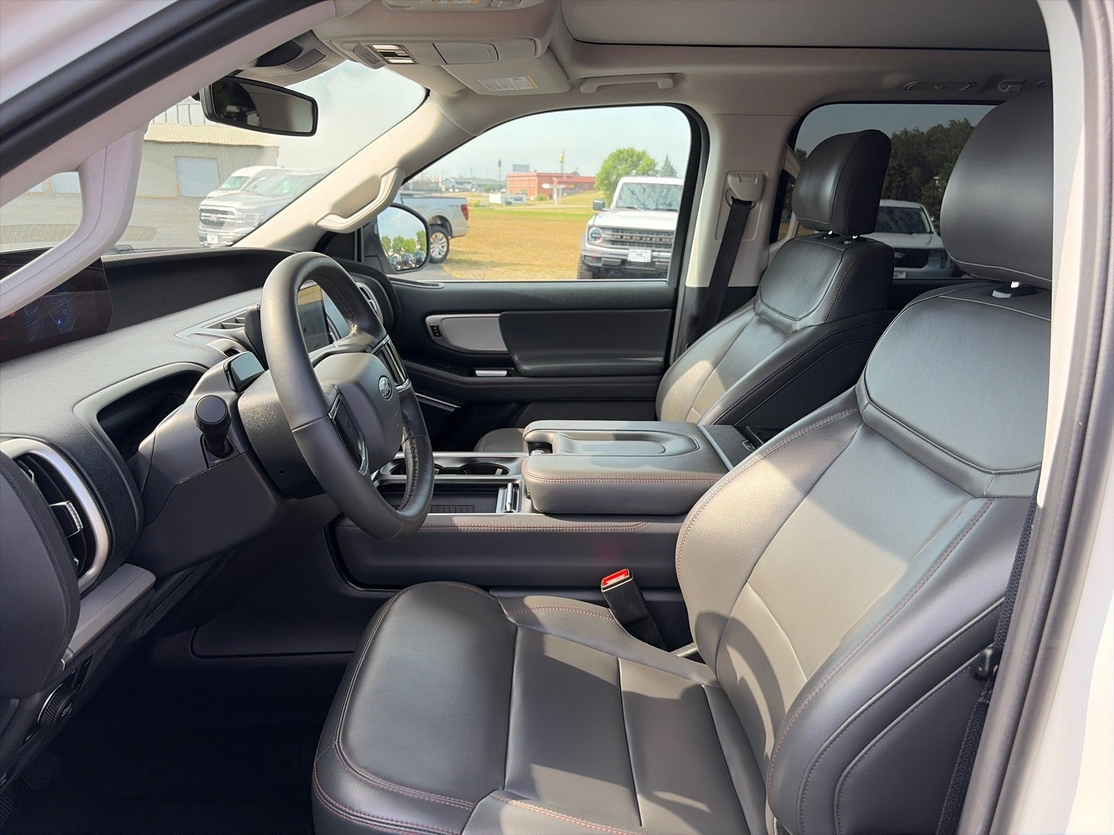 2025 Ford Expedition ACTIVE 4WD