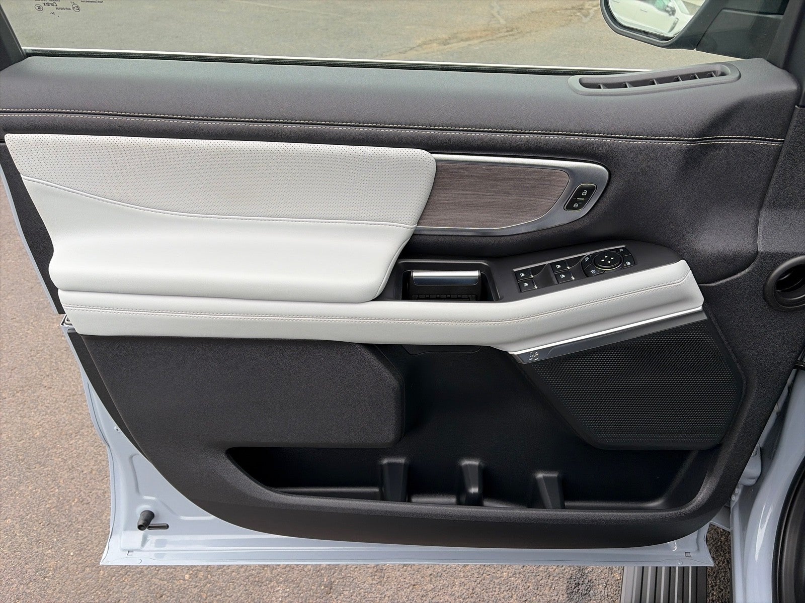 2025 Ford Expedition PLATINUM 4X4