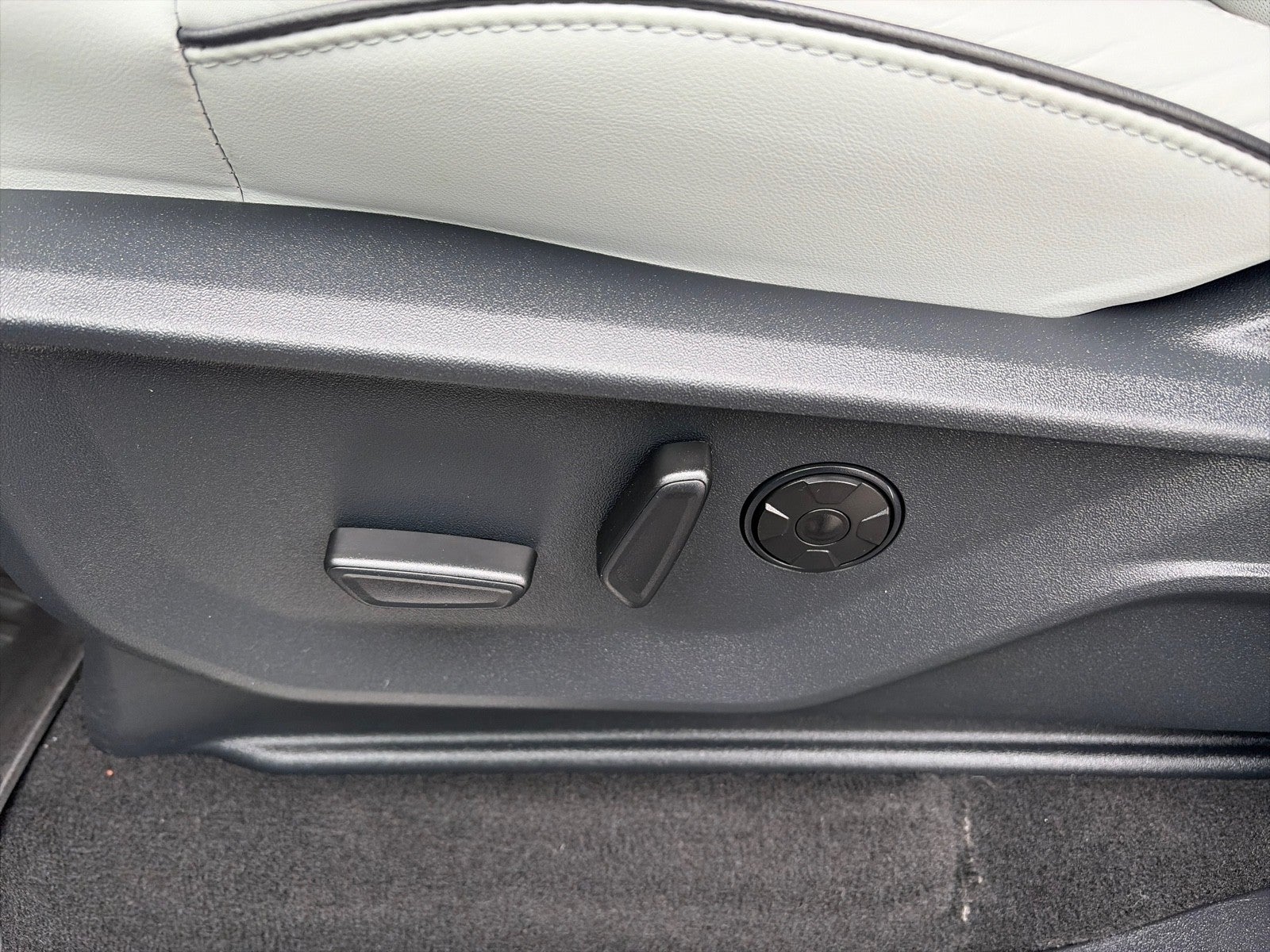 2025 Ford Expedition PLATINUM 4X4