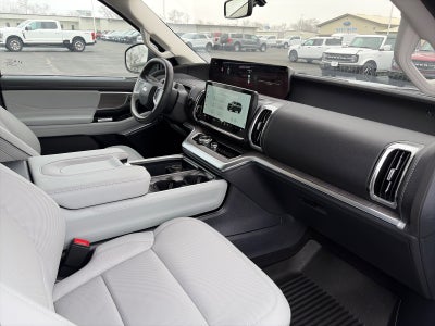 2025 Ford Expedition PLATINUM 4X4