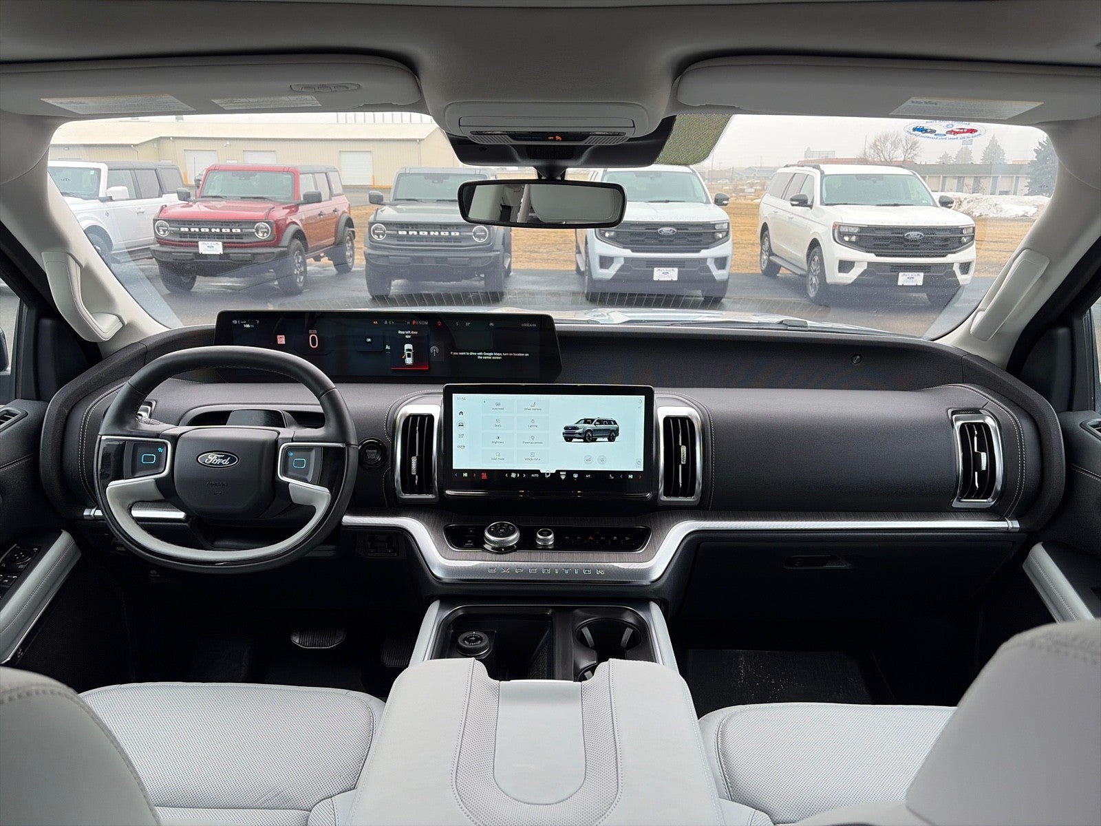 2025 Ford Expedition PLATINUM 4X4