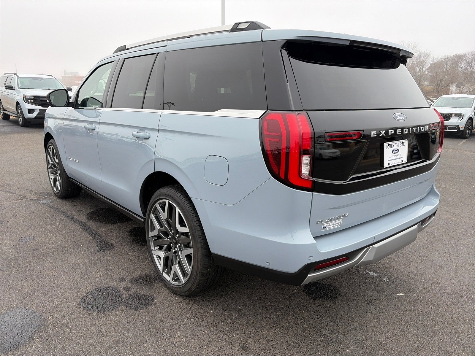 2025 Ford Expedition PLATINUM 4X4