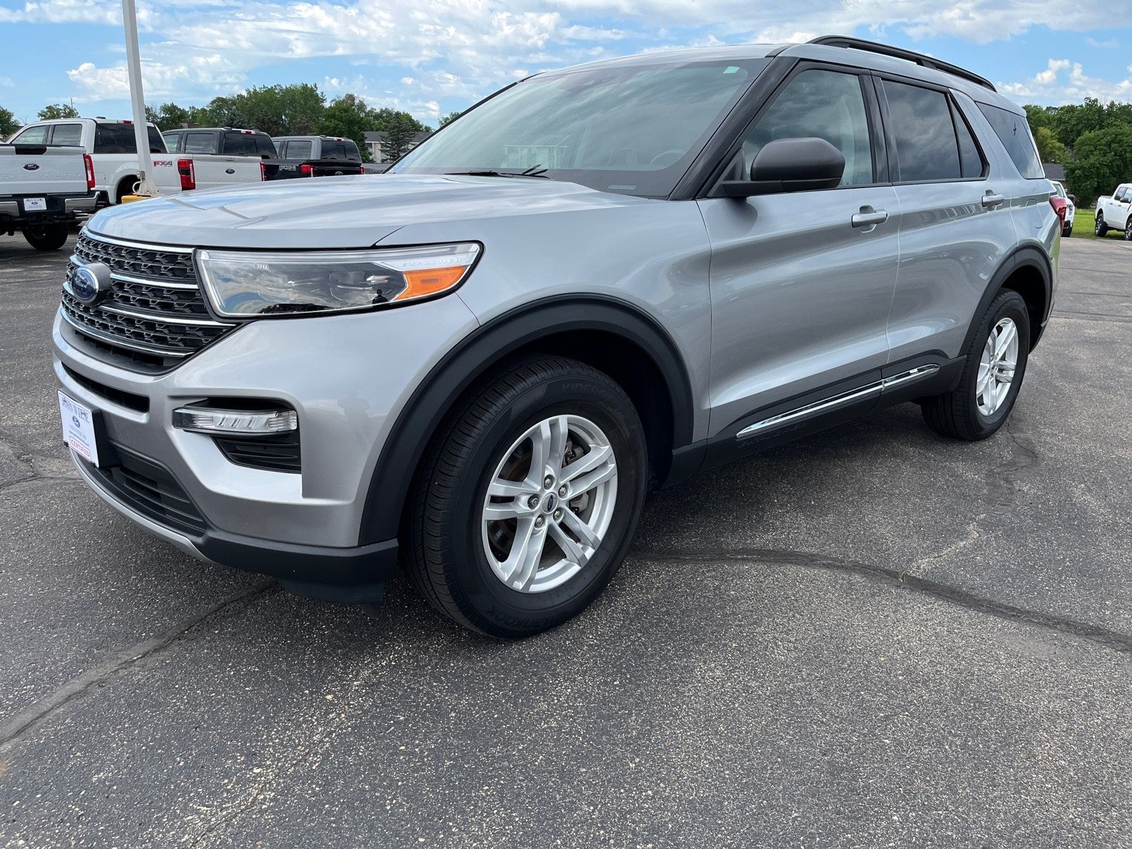 2023 Ford Explorer XLT 4WD