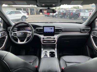 2023 Ford Explorer XLT 4WD