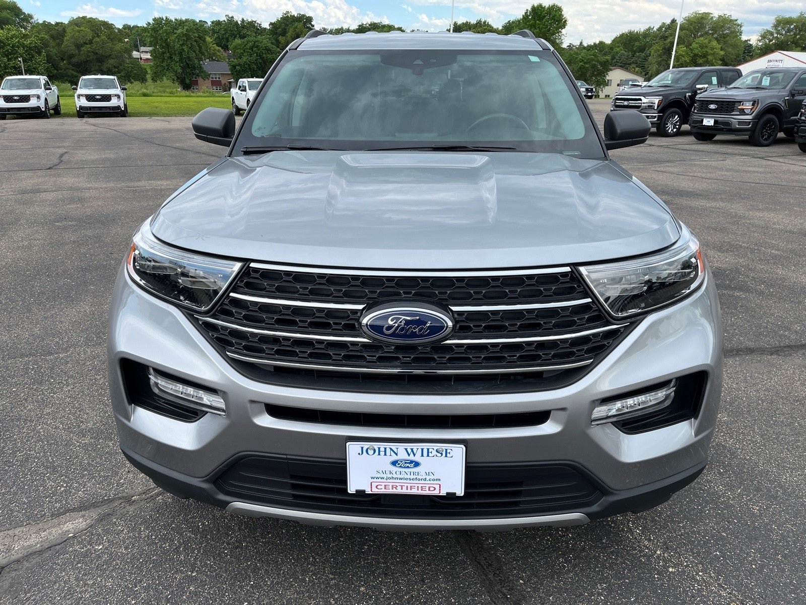 2023 Ford Explorer XLT 4WD