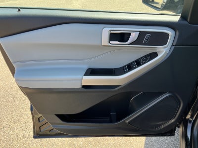 2023 Ford Explorer XLT 4WD