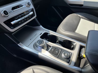 2023 Ford Explorer XLT 4WD