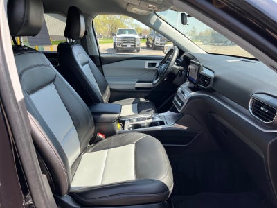 2023 Ford Explorer XLT 4WD